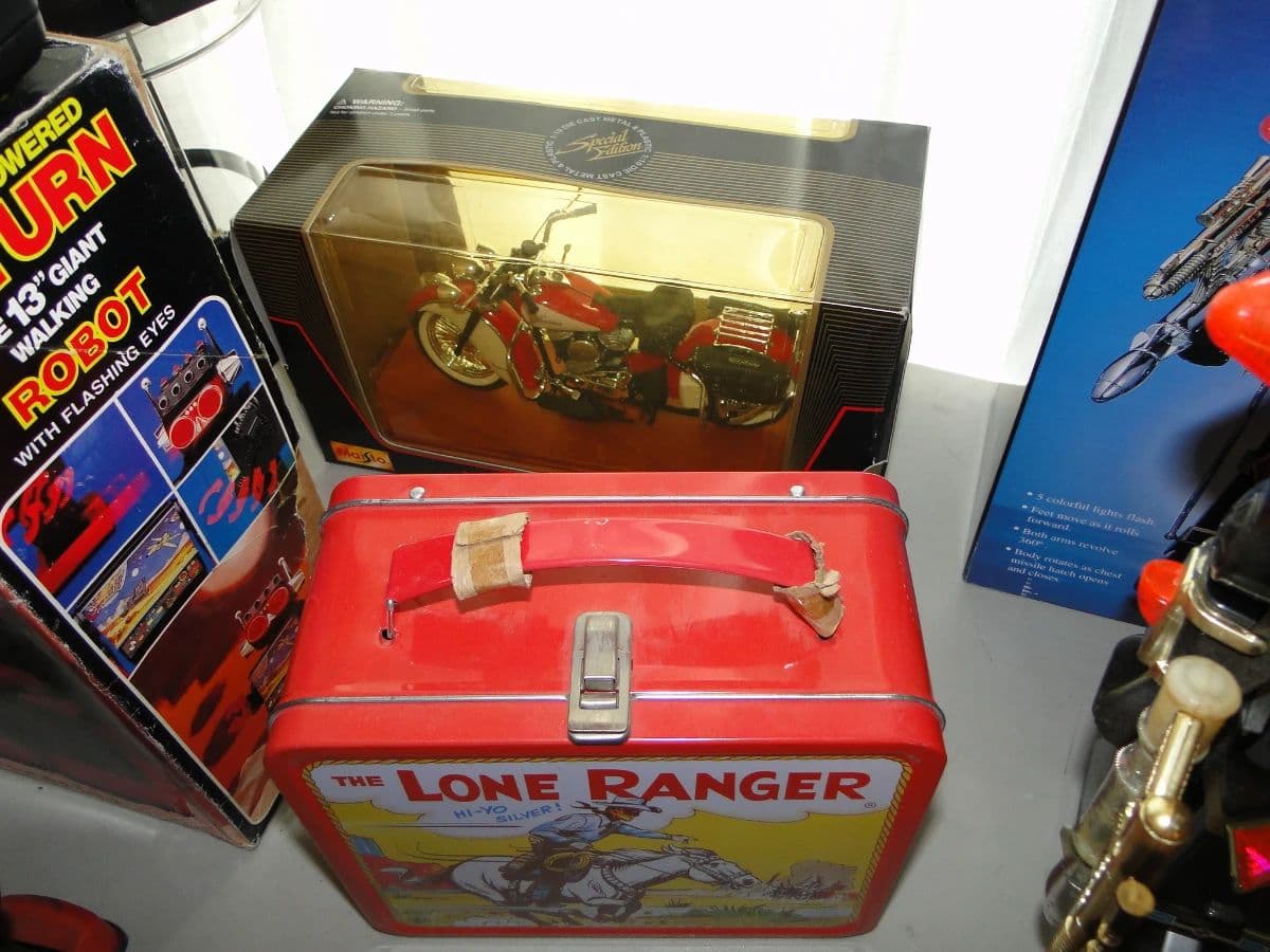 Audiophile Estate Sale Jukeboxes, Records, Coca-Cola, Toys+++ photo 4