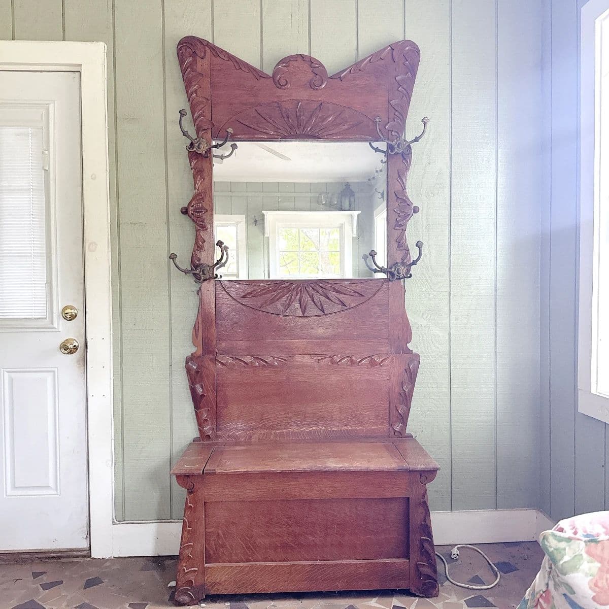 PURE & SIMPLE ESTATE SALE - Cherryville, NC - ANTIQUE FURNITURE, DECOR, CLOTHING, VTG TOYS, & MORE! photo 10