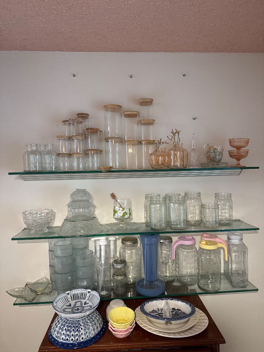 Moving Overseas – Everything Must Go! Priced To Sell!  Entire Family of 4 Household Estate Sale! photo 12