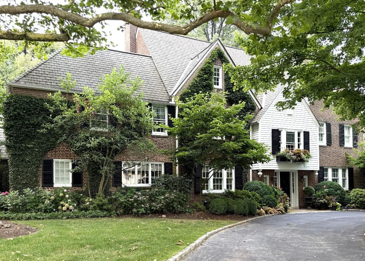 GUNNING AND COMPANY IS IN HAVERFORD FOR A 2-DAY SALE photo 1