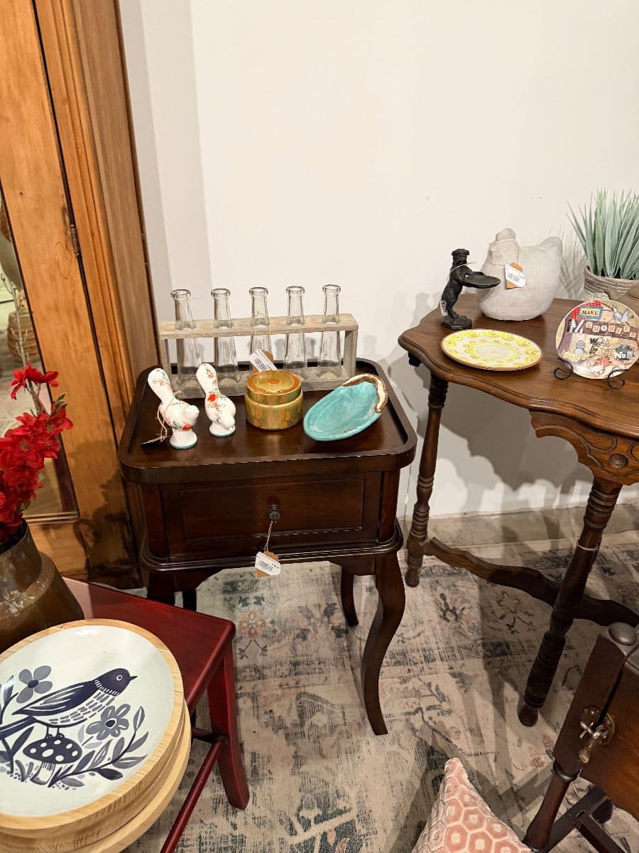 Antique Store Close Out + Estate Sale on The Farm photo 9