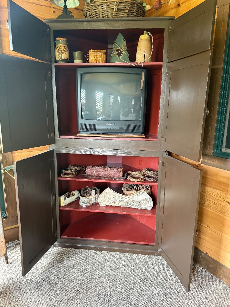 Estate Sale for Joey and Dale Leinen Family photo 2