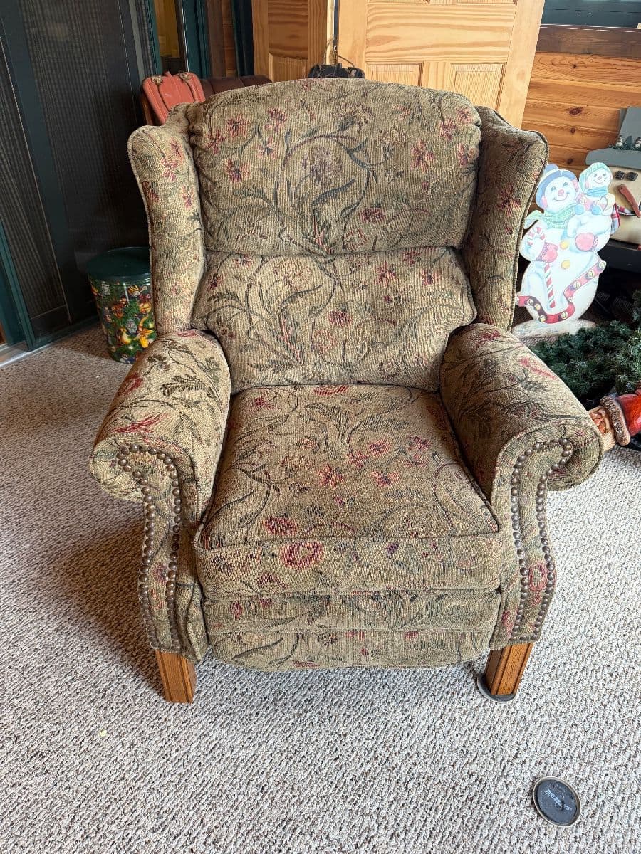 Estate Sale for Joey and Dale Leinen Family photo 3