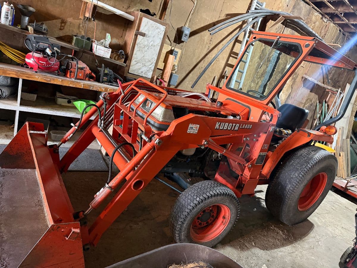 JAM PACKED ELITE ESTATE SALE HONEOYE FALLS photo 1