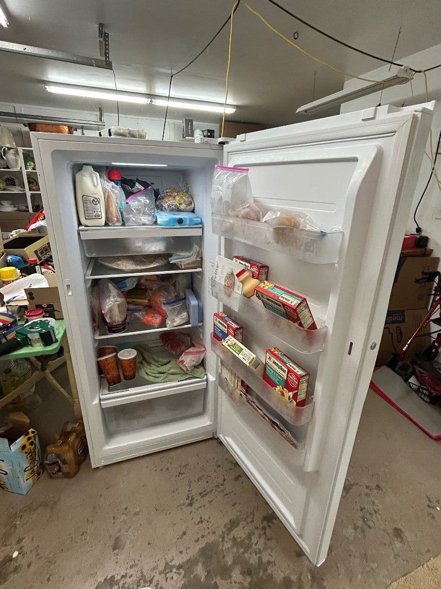 Olde Brookfield Estate Sale photo 2