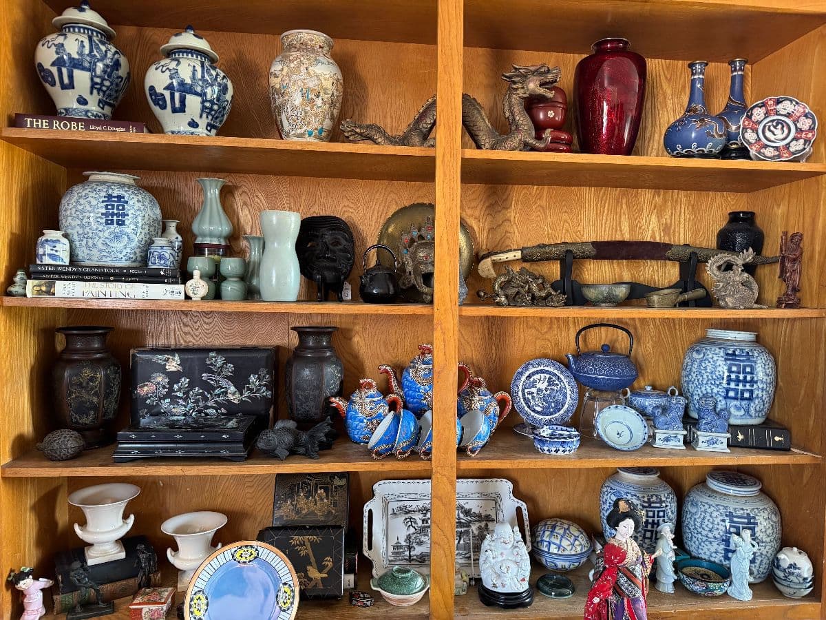 FABULOUS PACKED & STACKED 1st CLASS HOARDER CAMARILLO ESTATE SALE! photo 10
