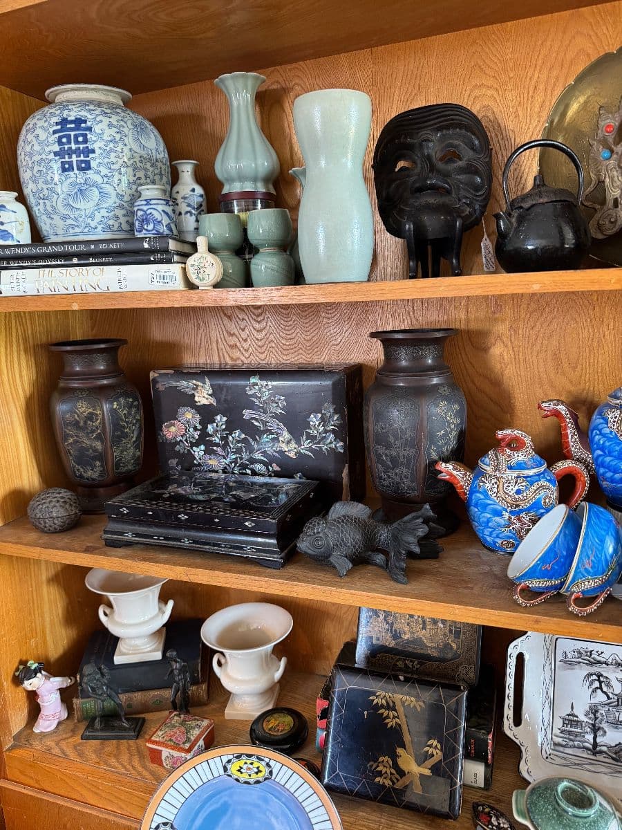 FABULOUS PACKED & STACKED 1st CLASS HOARDER CAMARILLO ESTATE SALE! photo 12