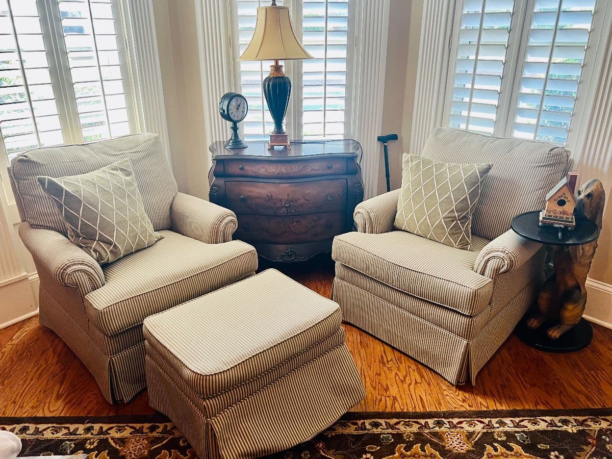 Quality Branded Furniture & Decor, 3 Sofas, Stairlift, Women's Acc., Adj. Beds, Dept 56 & MORE! photo 1