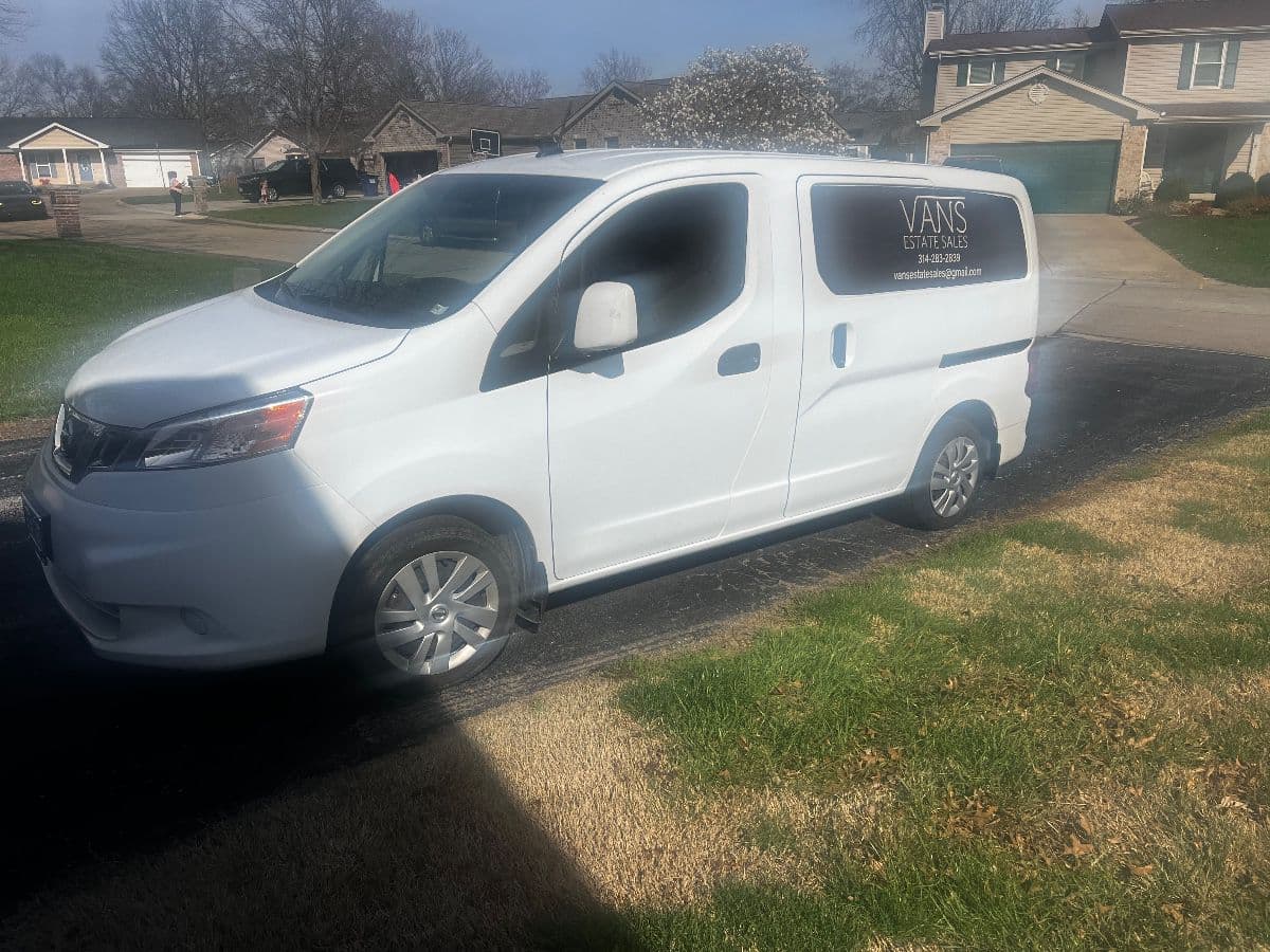 Vans Estate Sales St. Charles photo 1