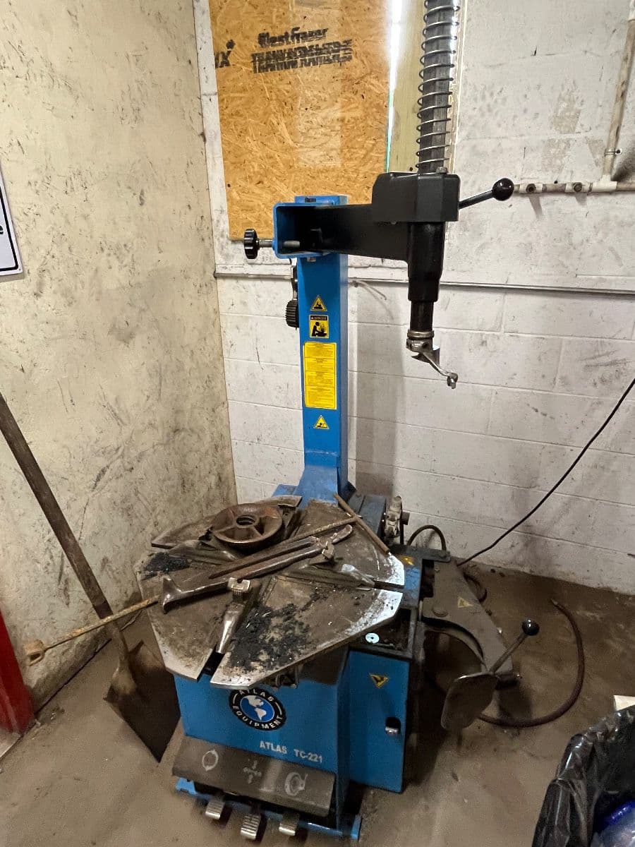 The Automotive Shop Sale by Blake Bowen Auctions photo 2