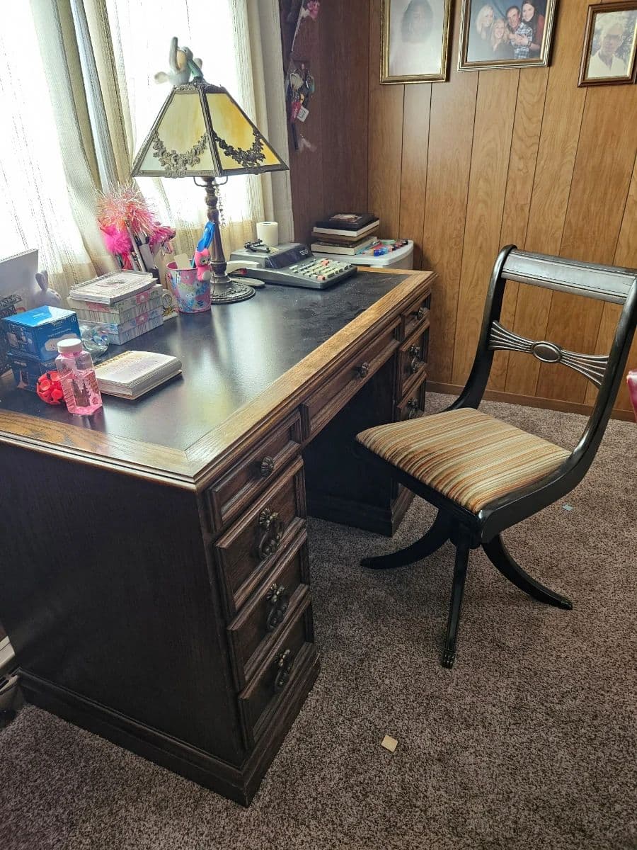 One Hoot of a Estate sale in Jackson Michigan, Owls and Antiques photo 6