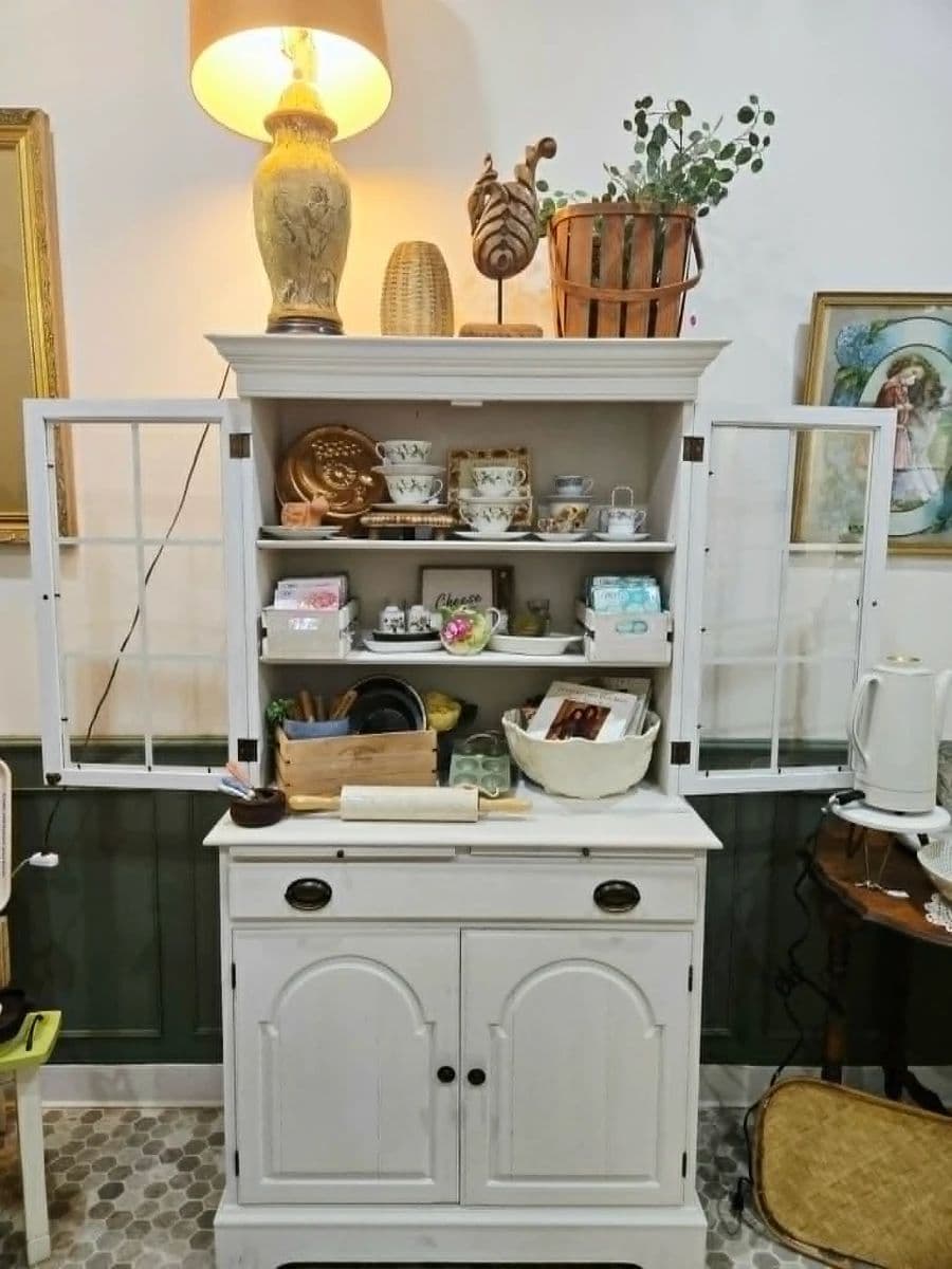 Antique Dealer Inventory Liquidation photo 8