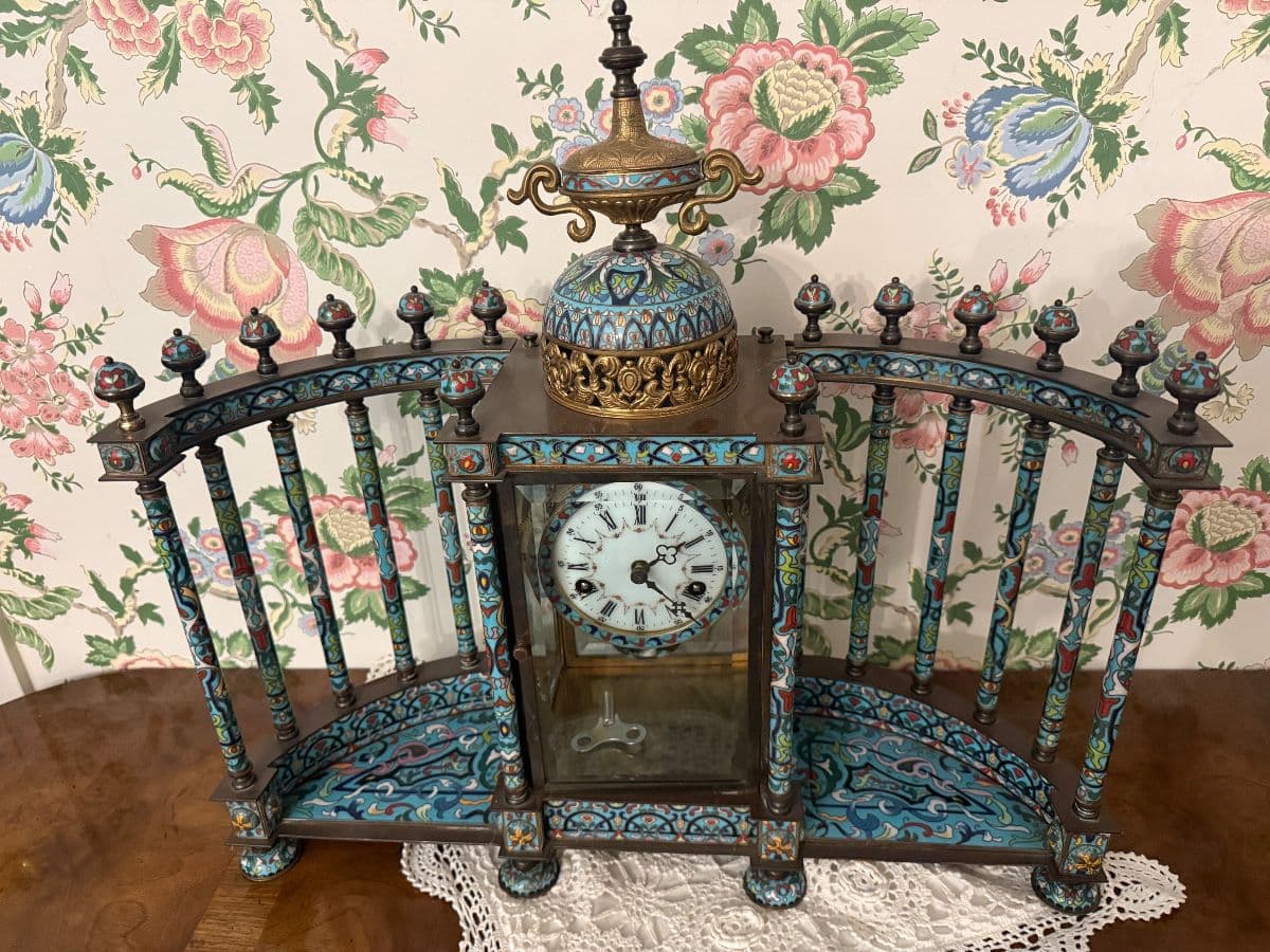 Woodland Hills Estate Sale: Vintage Lighting, Fine China, Midcentury Furniture & Designer Finds photo 11
