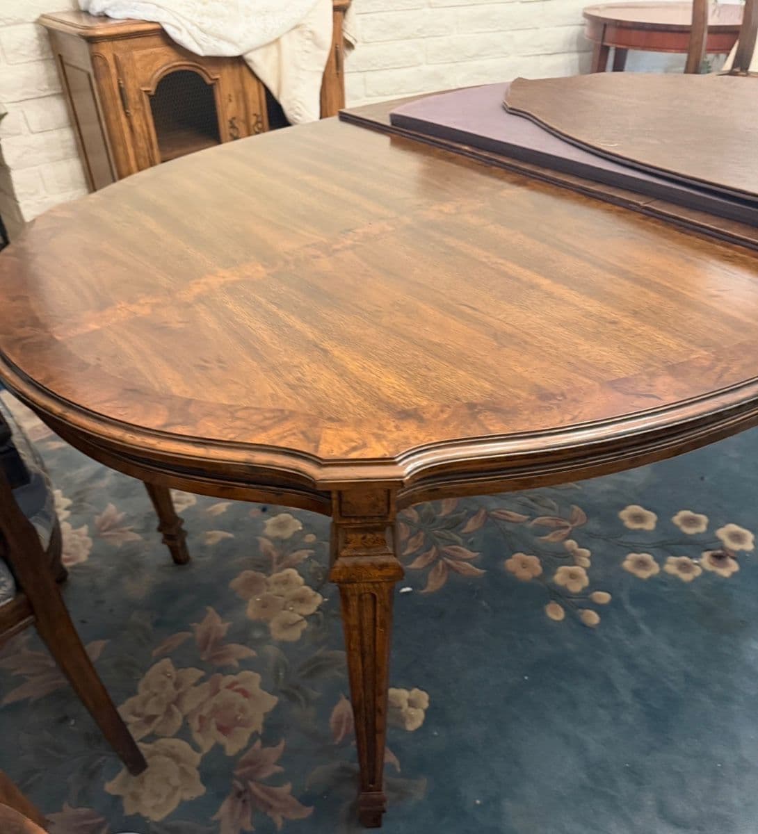 Woodland Hills Estate Sale: Vintage Lighting, Fine China, Midcentury Furniture & Designer Finds photo 12