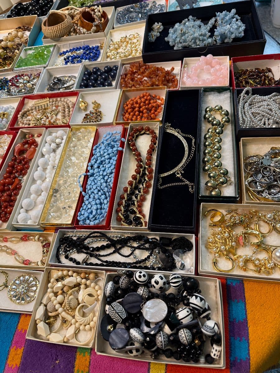 Woodland Hills Estate Sale: Vintage Lighting, Fine China, Midcentury Furniture & Designer Finds photo 3