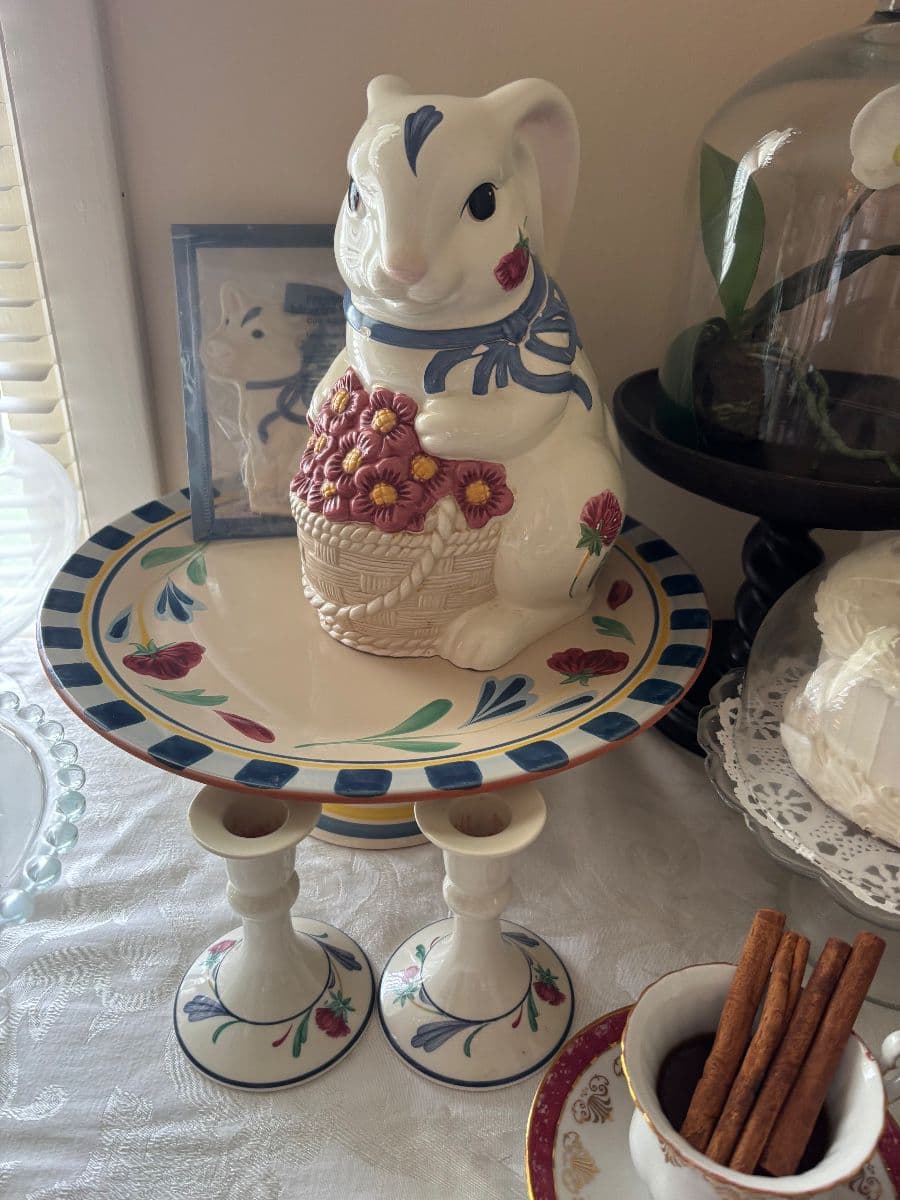 NICE HENDERSONVILLE ESTATE SALE! photo 6