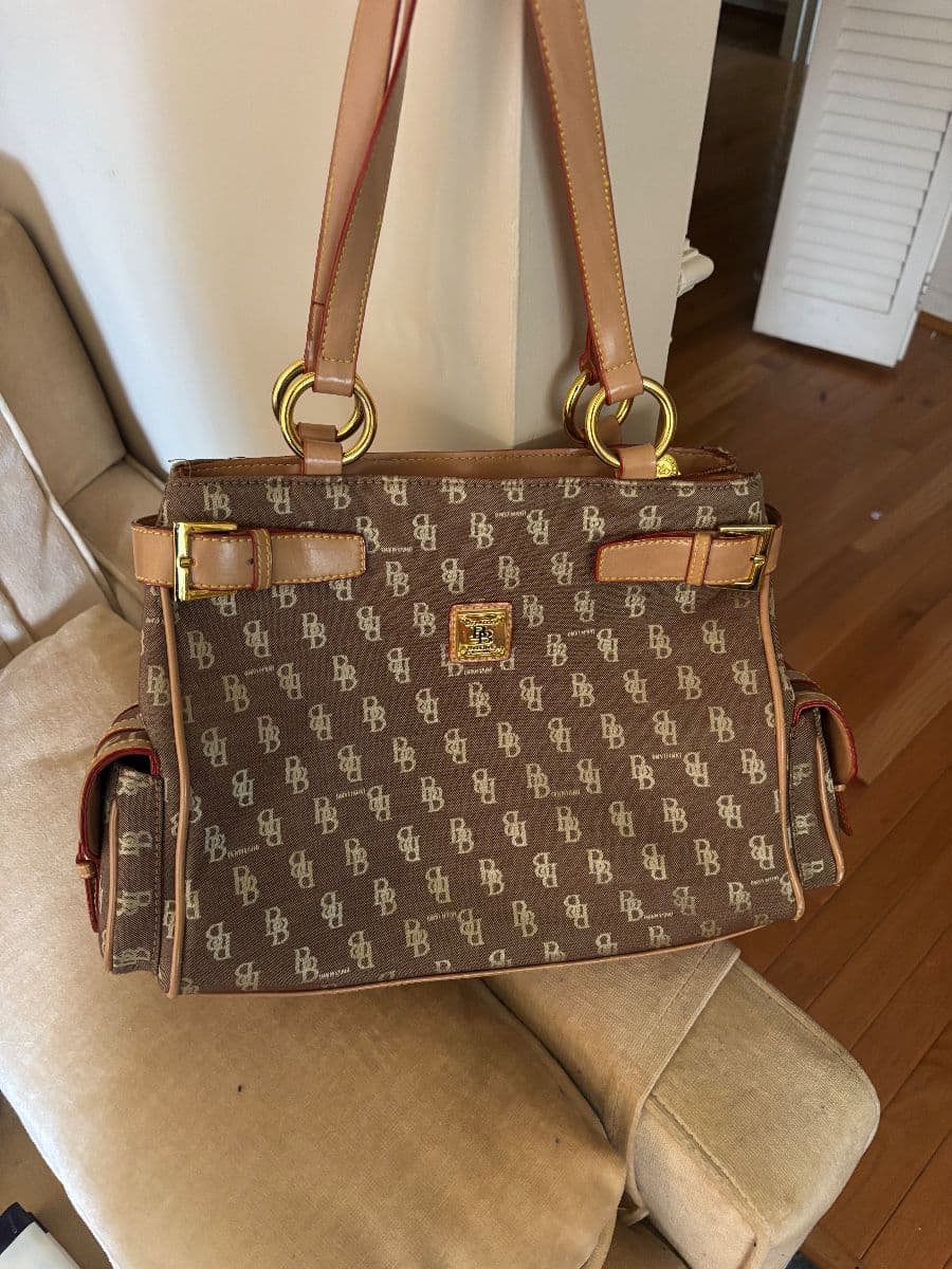 NICE HENDERSONVILLE ESTATE SALE! photo 9