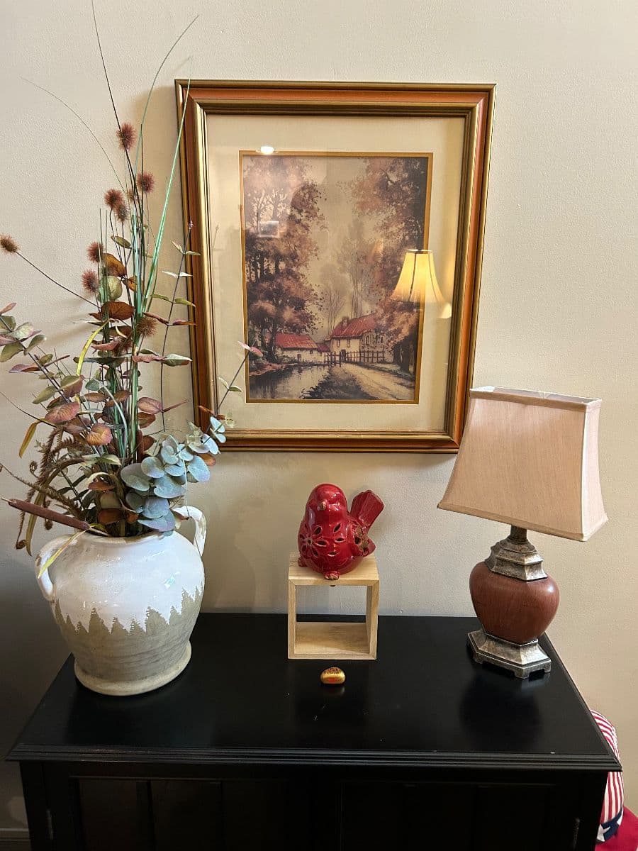 Stardust Estate Sales - Beautiful Condo - Home Decor, Garden, Clothing, Holiday photo 10