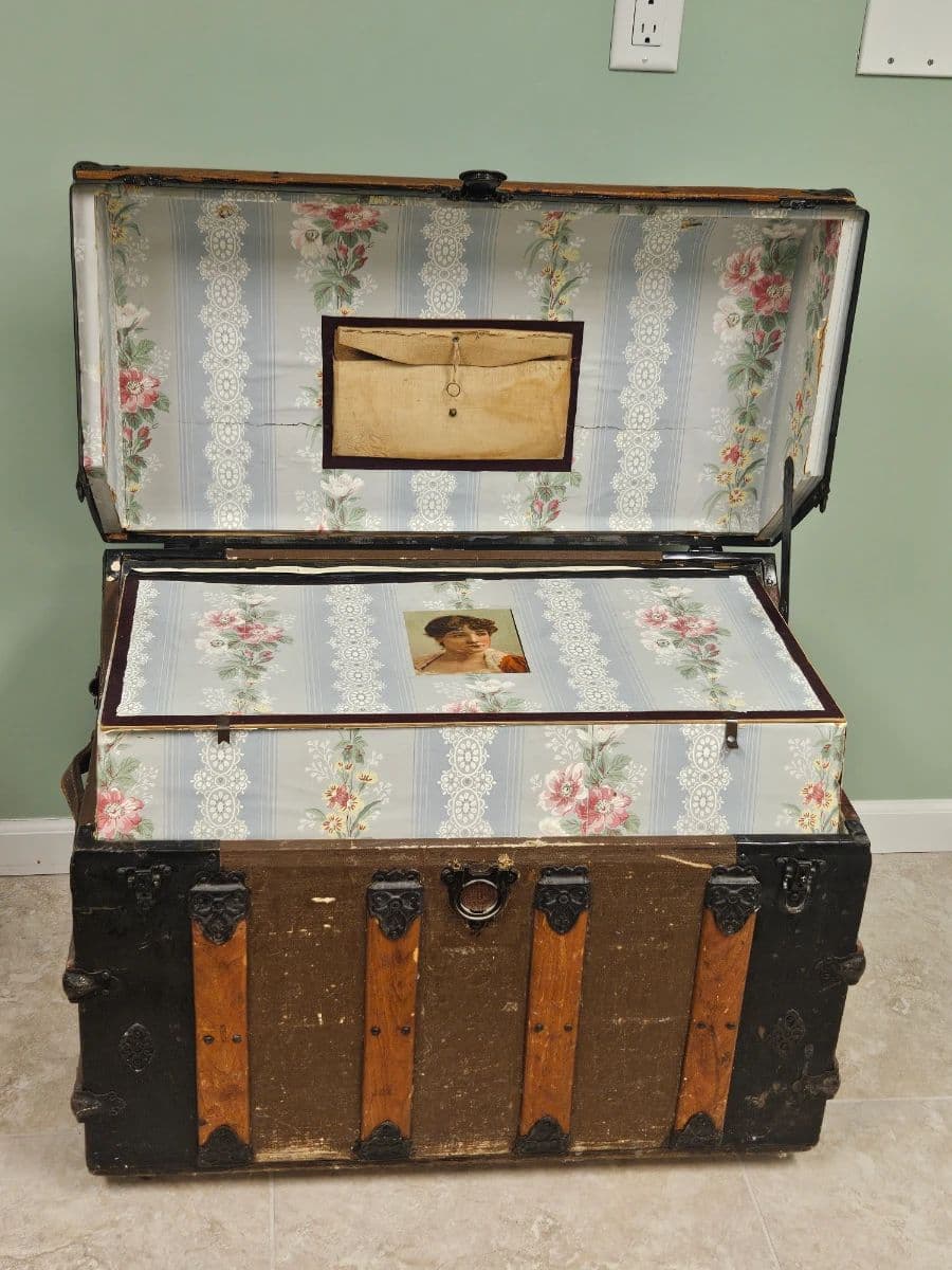 Ann Arbor Estate Sale, Inkwell Collection photo 8