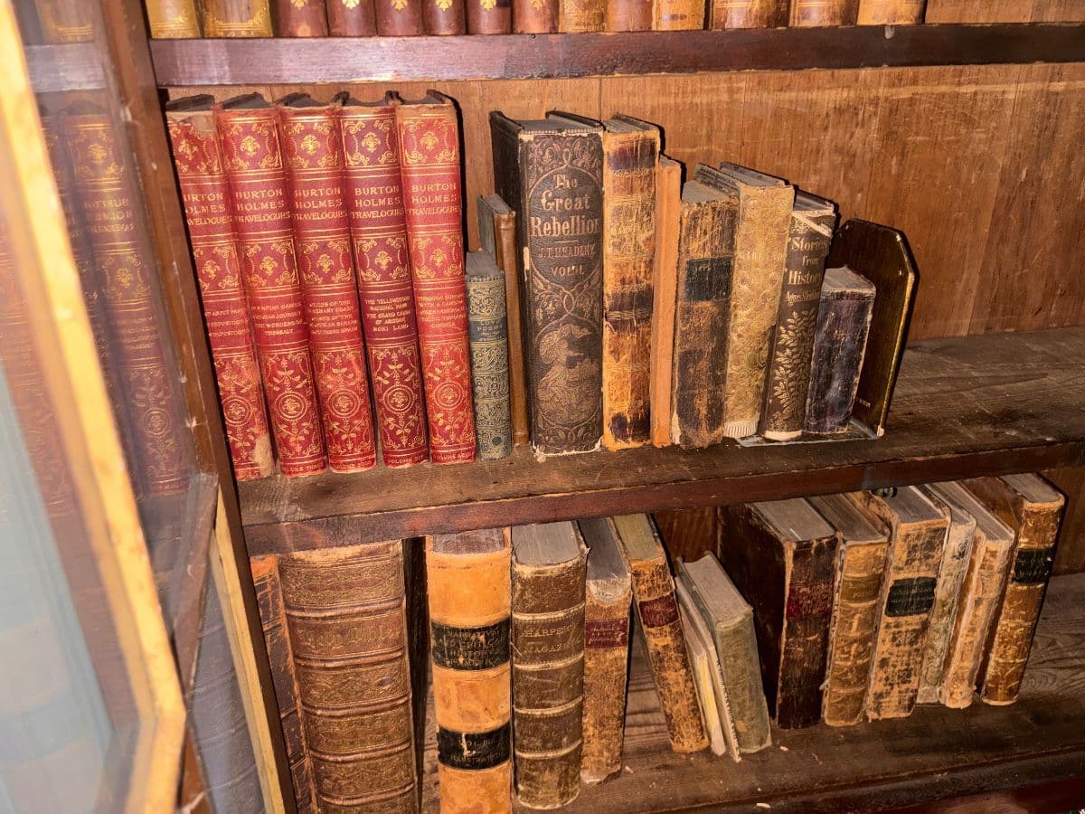 EXCEPTIONAL ITHACA ESTATE SALE photo 5