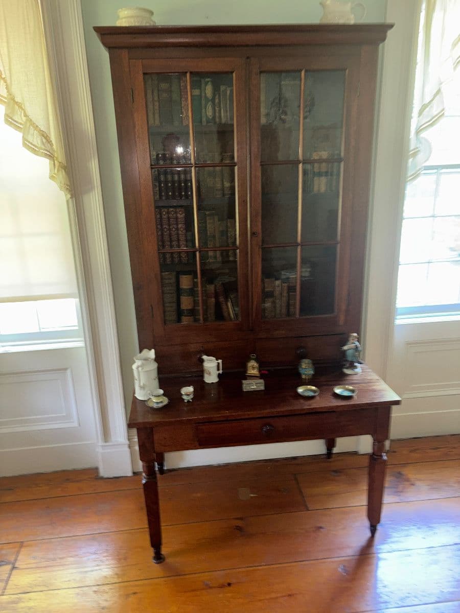 EXCEPTIONAL ITHACA ESTATE SALE photo 1