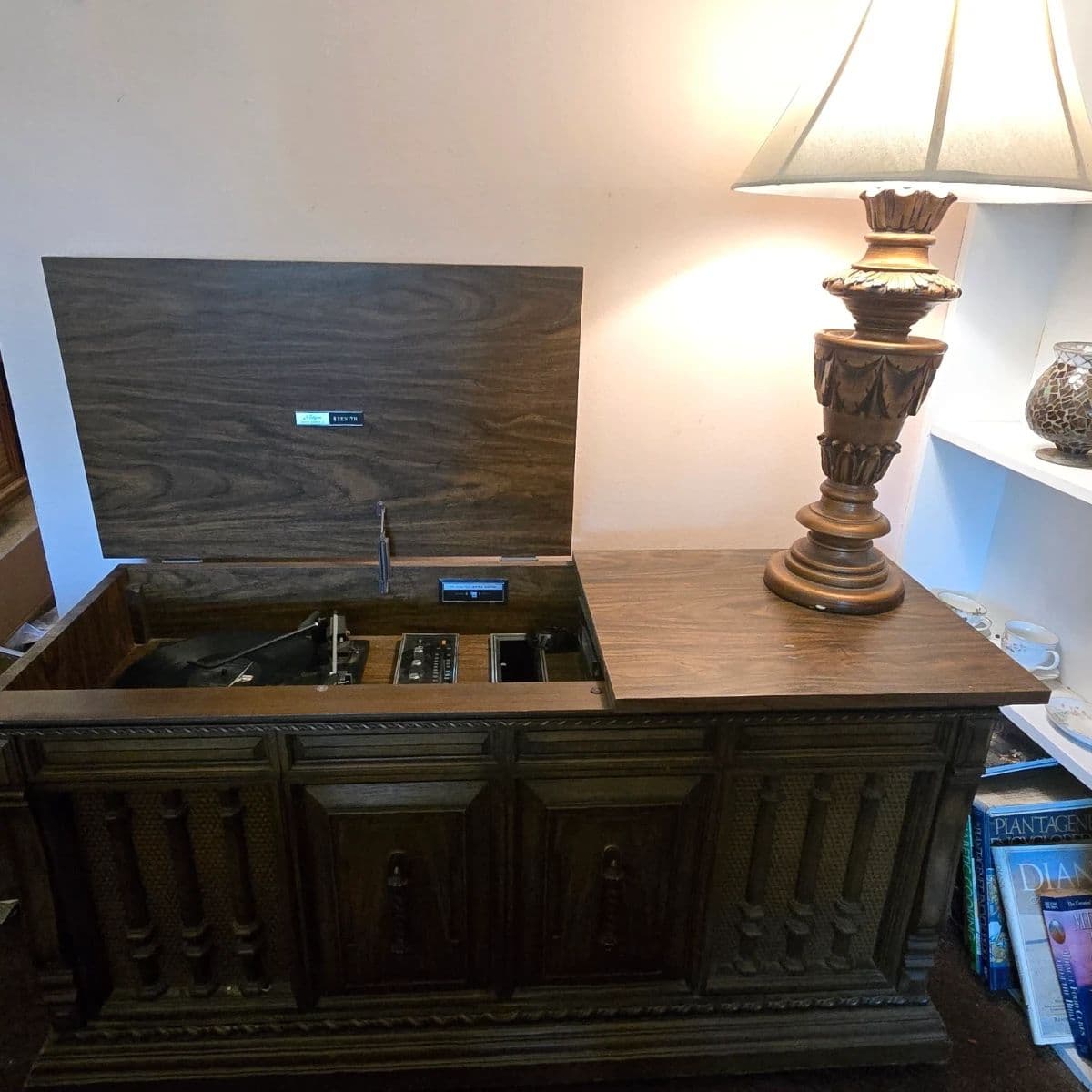 Step Back in Time! Vintage Audio, Vinyl, Fine China & Timeless Finds photo 11