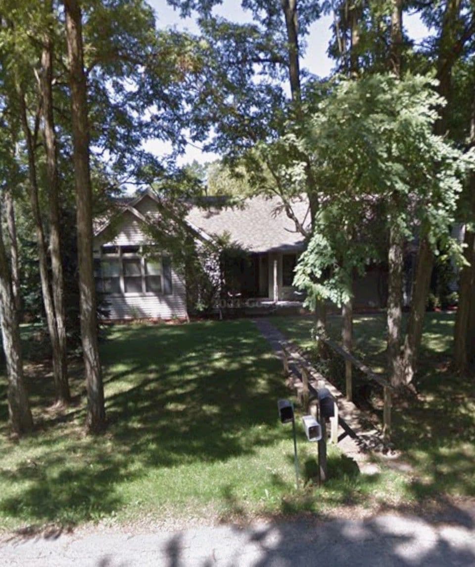 Rockford Estate Liquidators, Packed Home photo 1