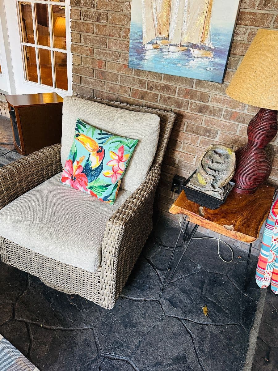 Cozy and Classy - Estate Sale photo 7