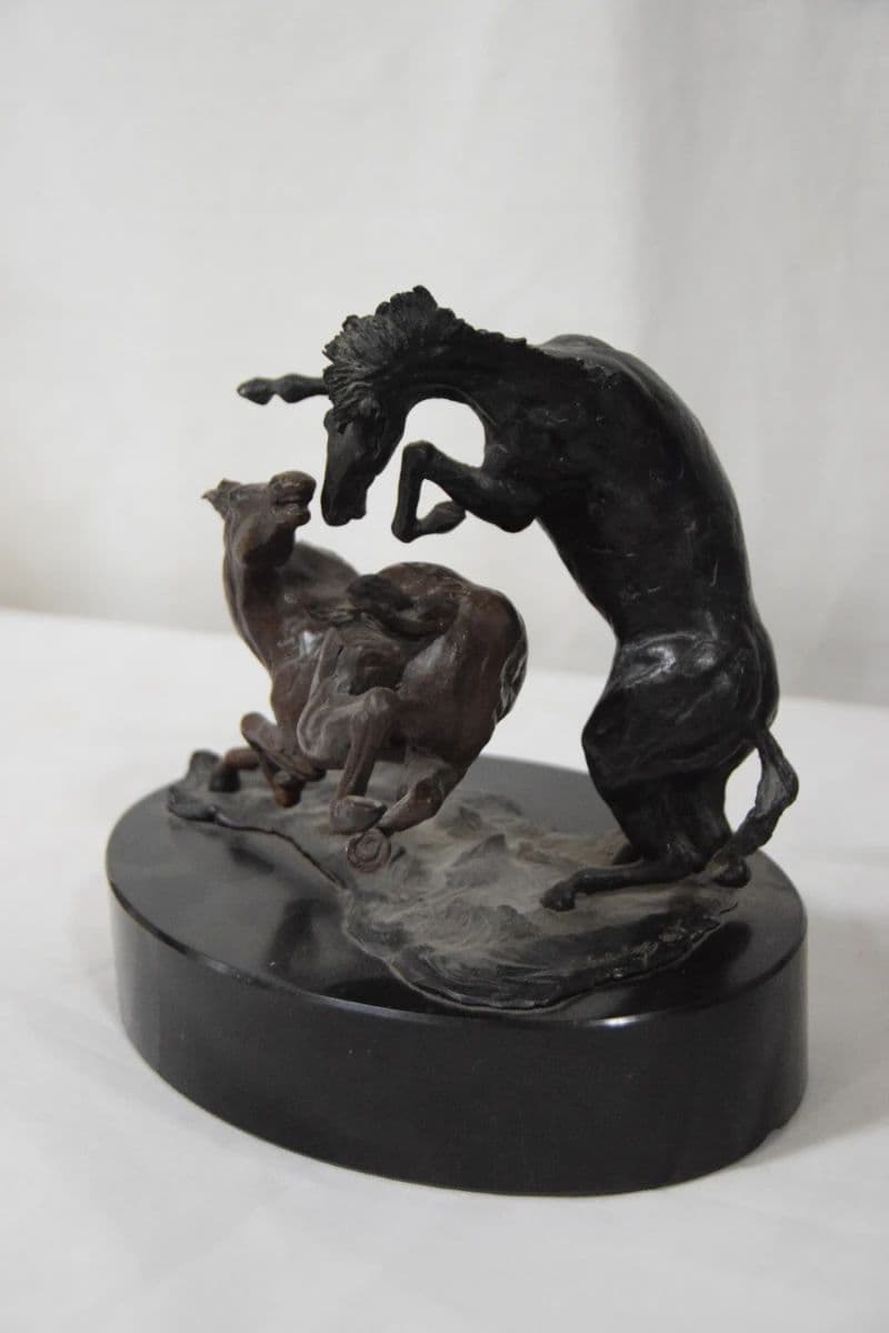 Mooney's Monday Evening Auction photo 2