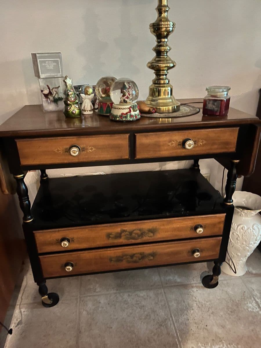Latham "Doll House" Estate Sale photo 6