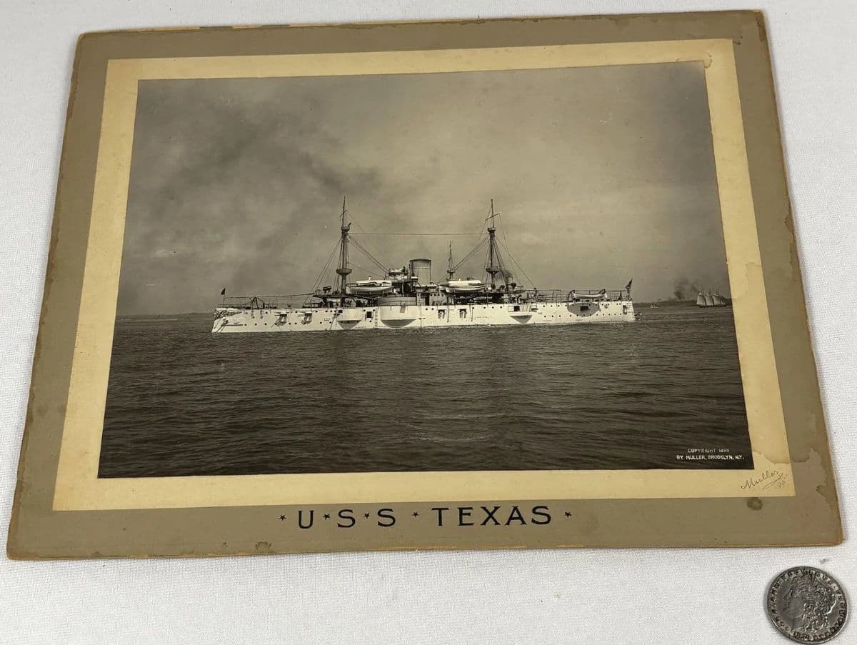 QUALITY ANTIQUES, PHOTOGRAPHY, EPHEMERA AND COLLECTIBLES AUCTION photo 5