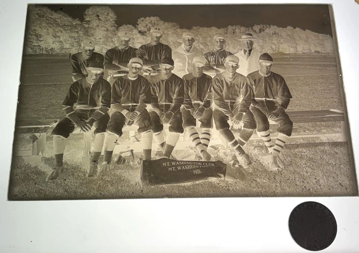 QUALITY ANTIQUES, PHOTOGRAPHY, EPHEMERA AND COLLECTIBLES AUCTION photo 3