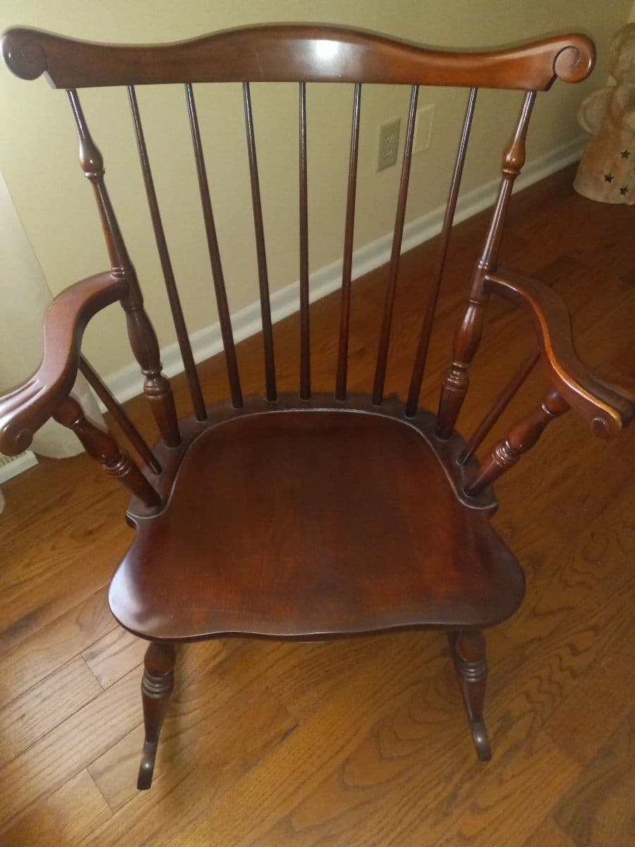 Affordable Estate Sales! 1 Day Sale Hobart Indiana. photo 8