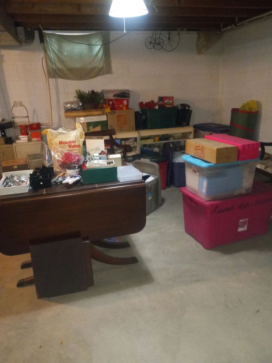 Affordable Estate Sales! 1 Day Sale Hobart Indiana. photo 4