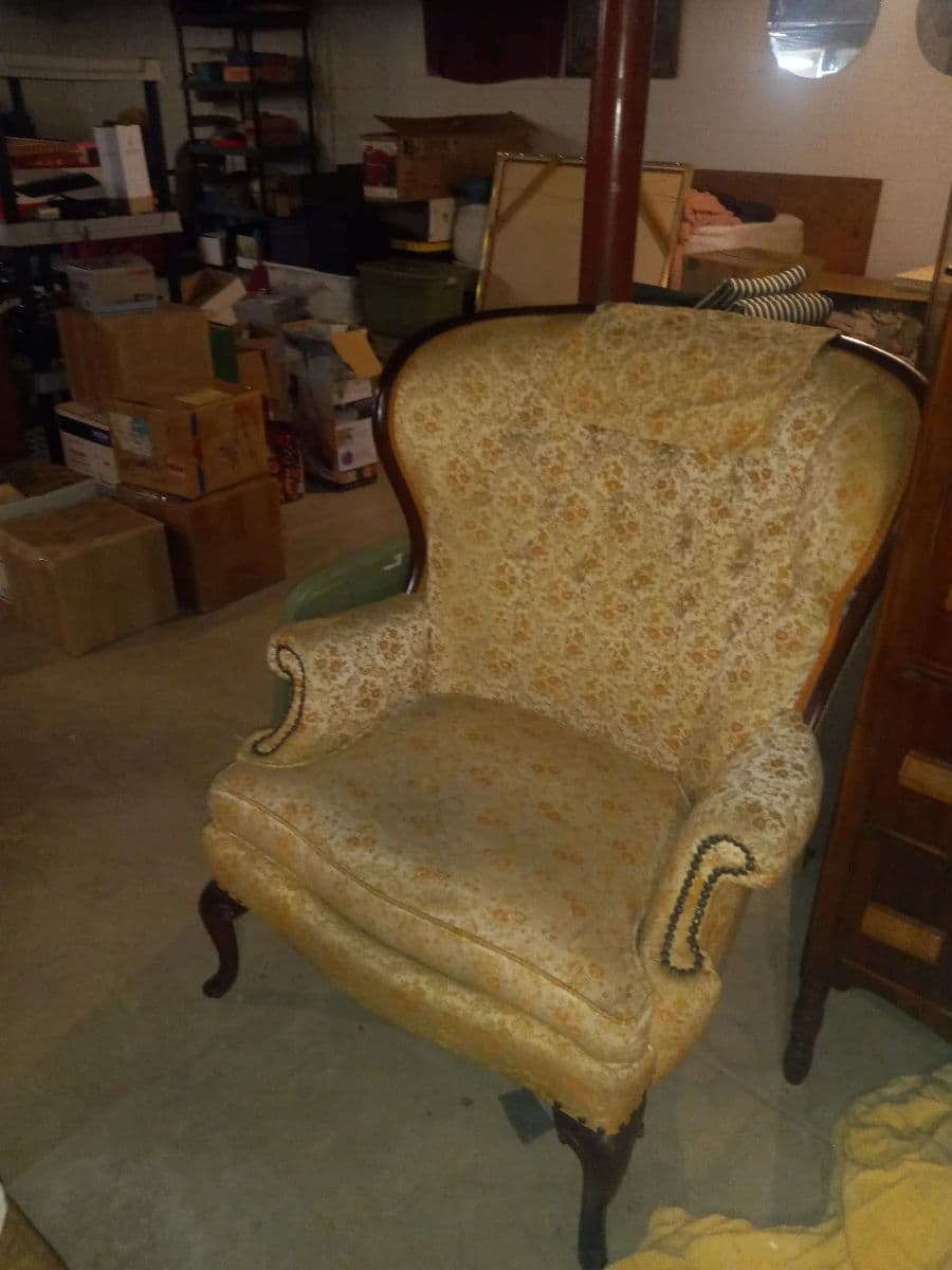 Affordable Estate Sales! 1 Day Sale Hobart Indiana. photo 5