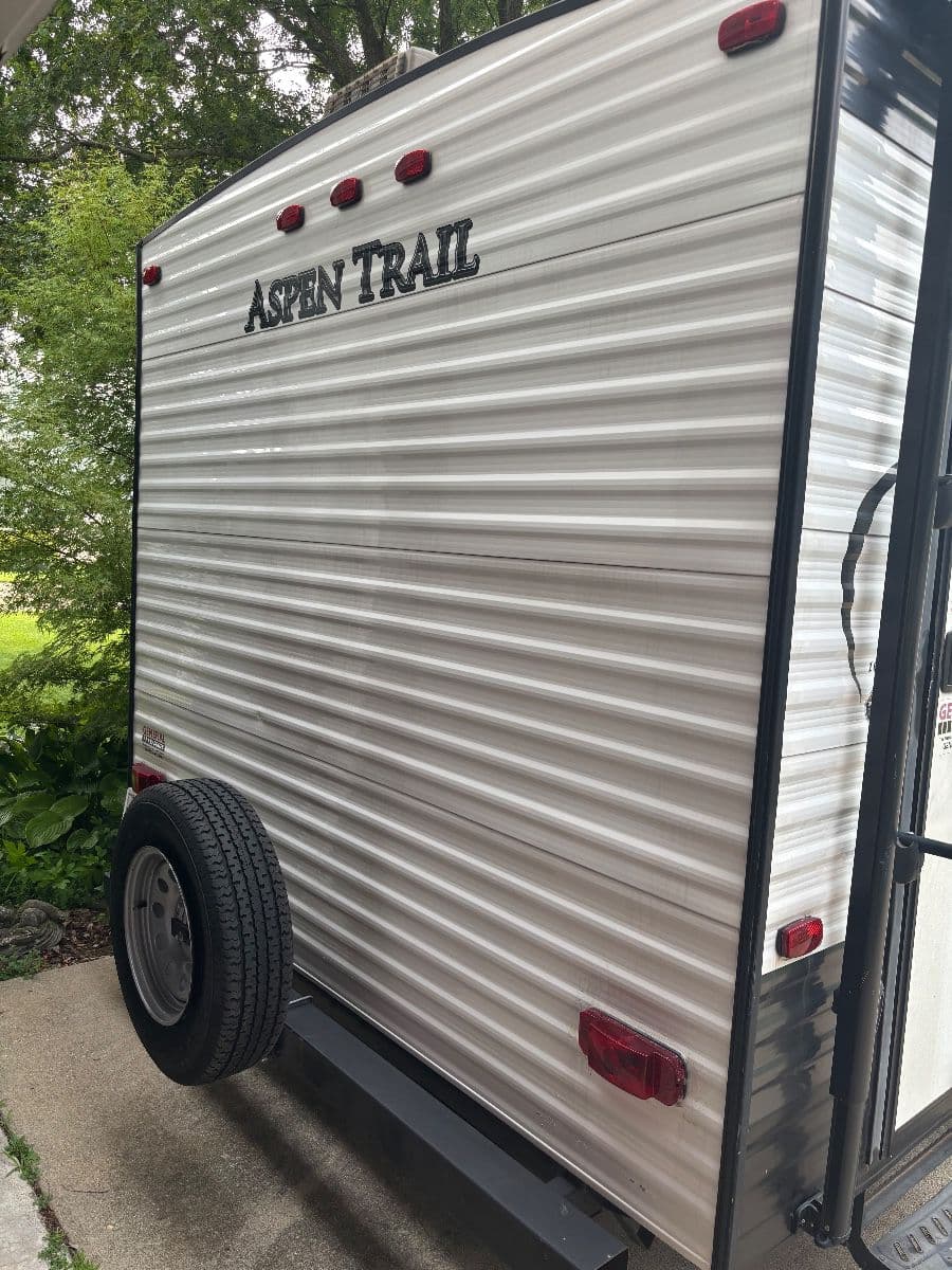LARGE HOWELL CONDO ESTATE SALE ( LOTS OF TOOLS! ) AIR HAWK WHEELCHAIR ! CAMPER! photo 4