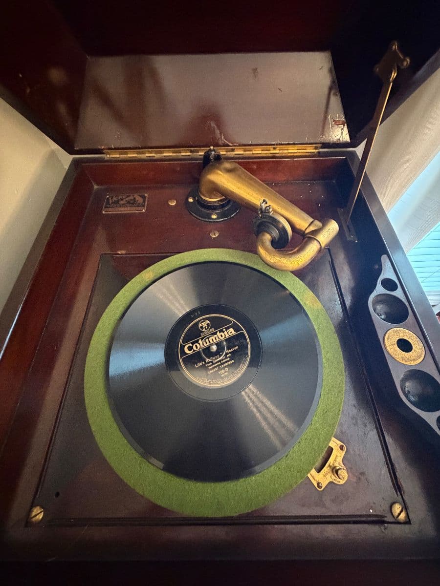 Blue Moon Estate Sale in West Columbia photo 10