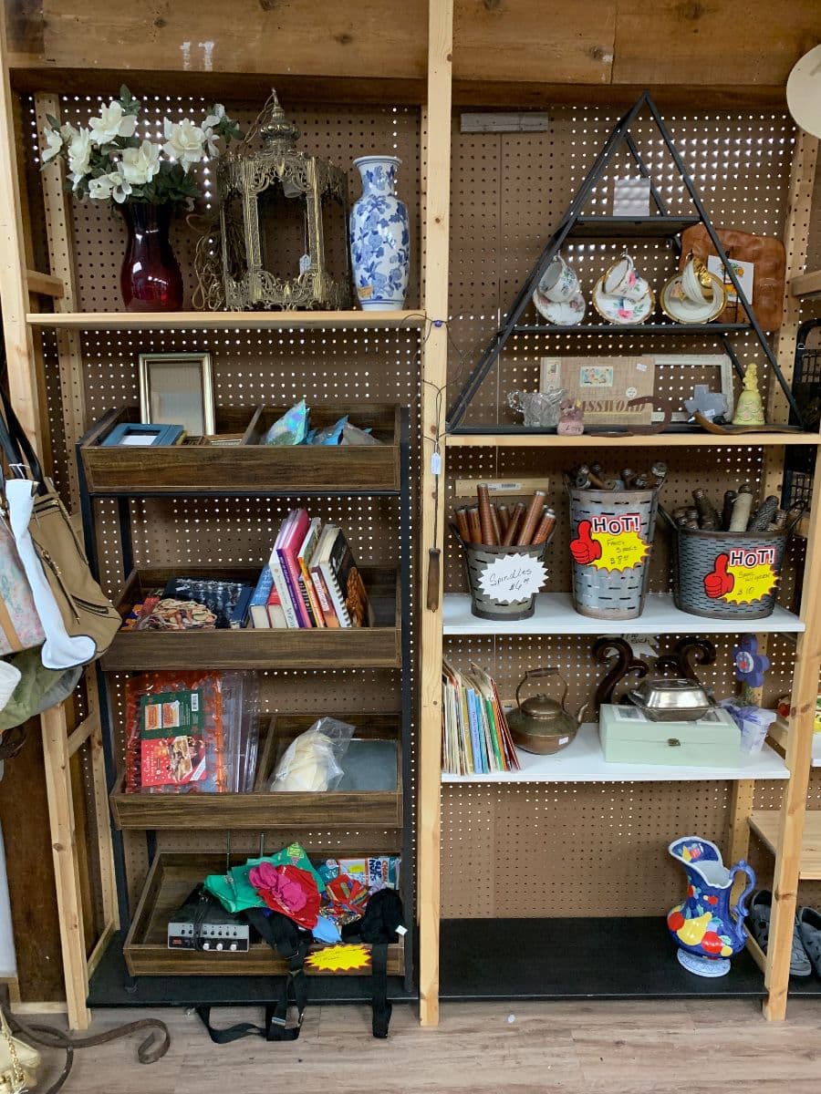 County Line Antique Mall going out of business sale. photo 5