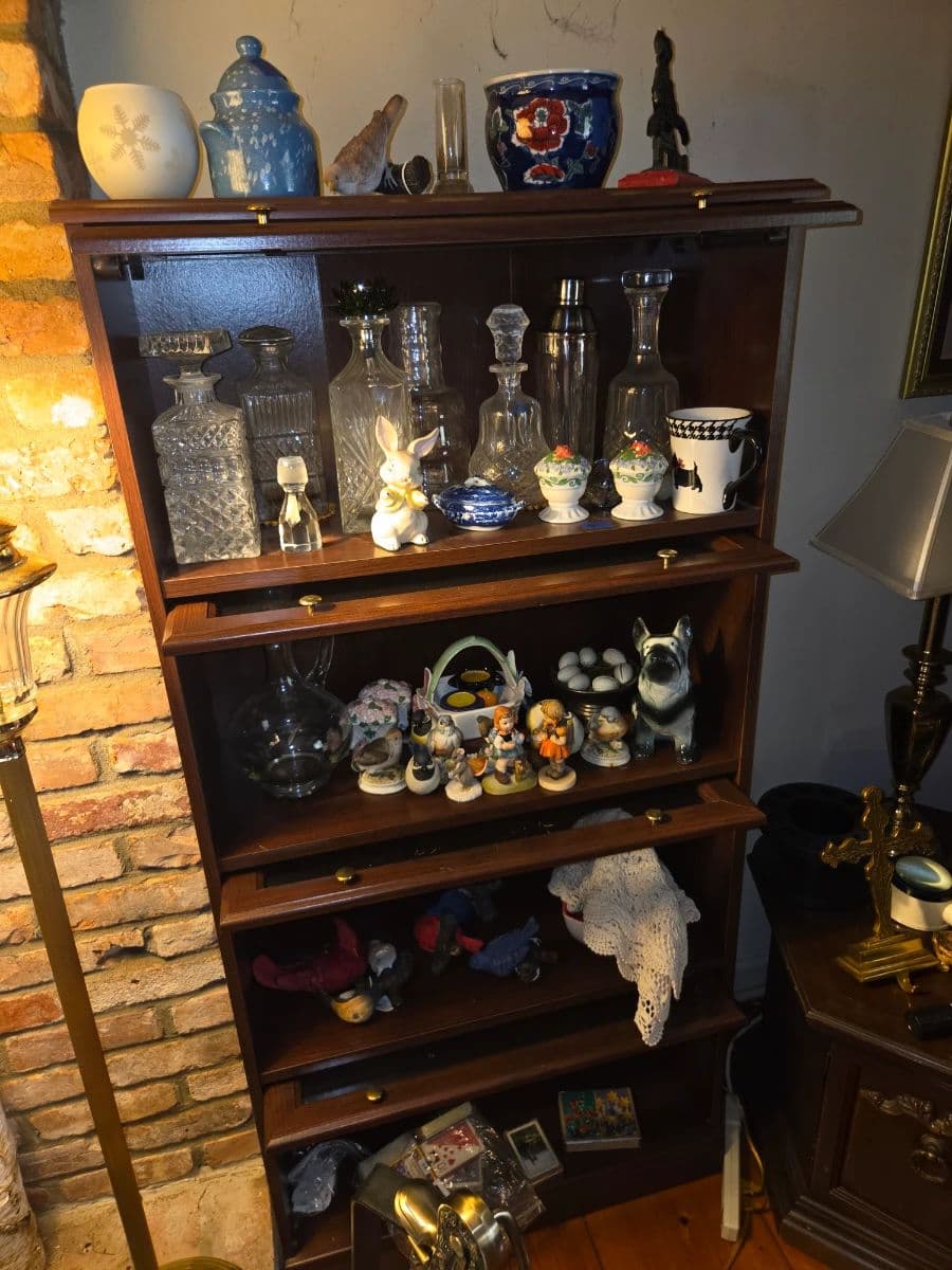 Charlton Estate Sale- Session 2 photo 7
