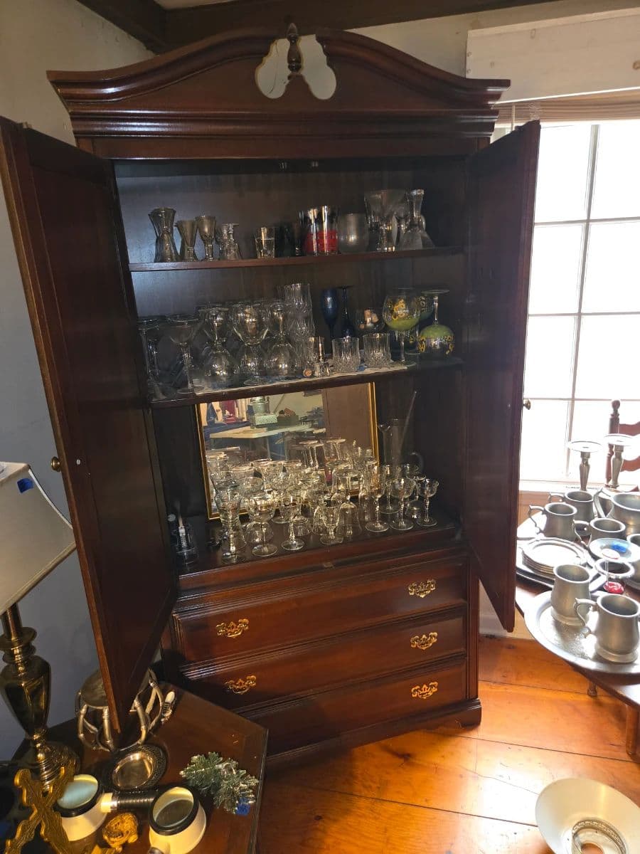 Charlton Estate Sale- Session 2 photo 6