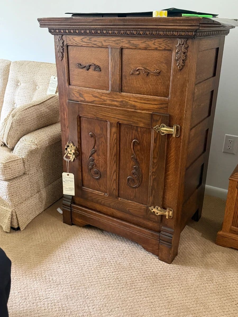 Vanderwolf Estate Sale photo 1