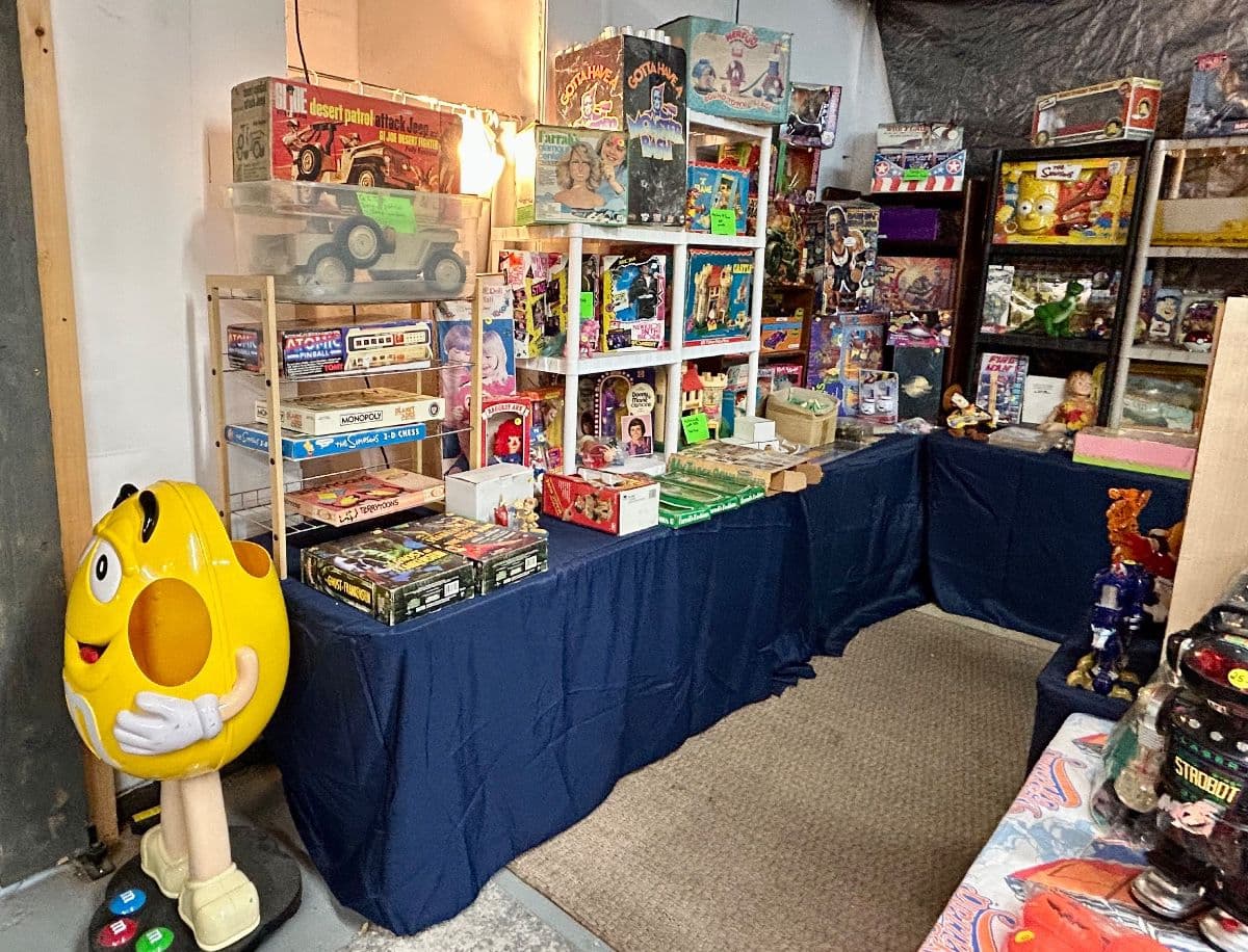 Toy & Vintage Dealer Inventory Liquidation Sale photo 7