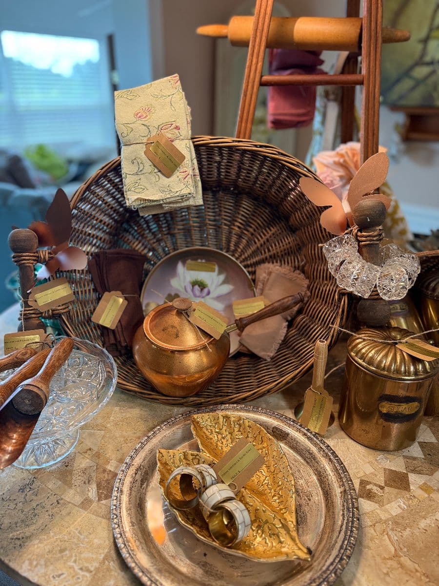 Village of De La Vista East ~ so many unique treasures!!! 3 Day Sale photo 3