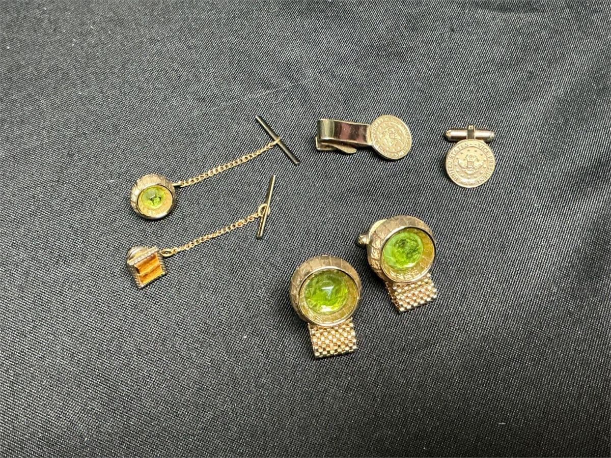 Vintage Collectibles, Primitives & Designer Purses photo 10