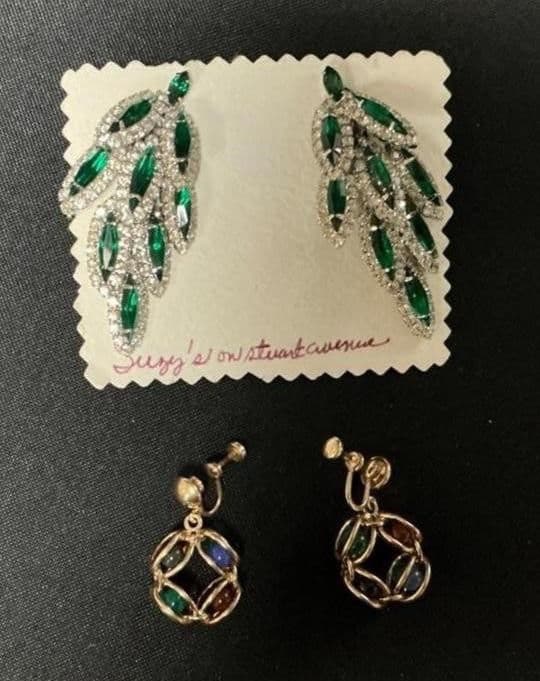 Vintage Collectibles, Primitives & Designer Purses photo 12