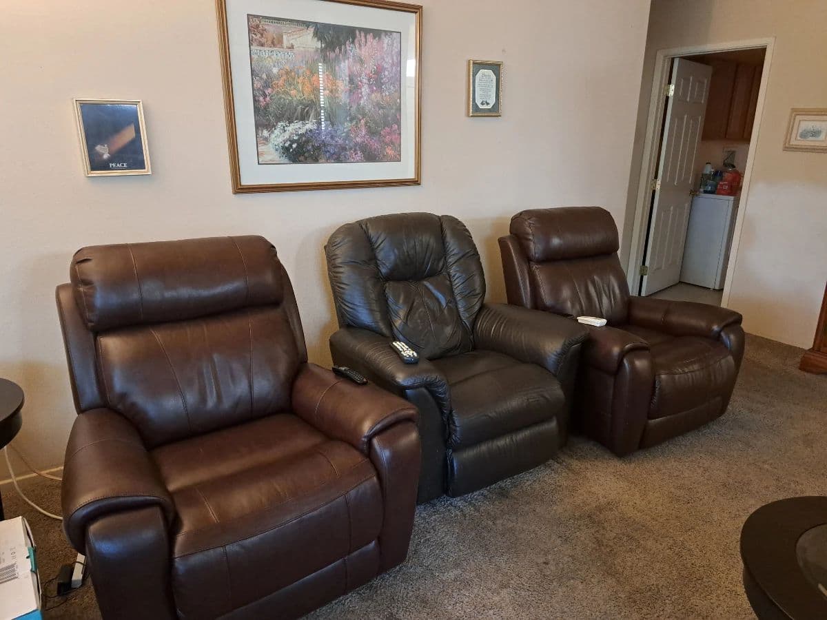 San Jacinto Estate Sale photo 1