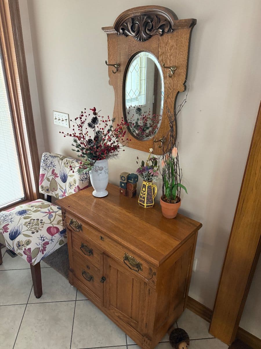 Georgetown Place Estate Sale photo 1