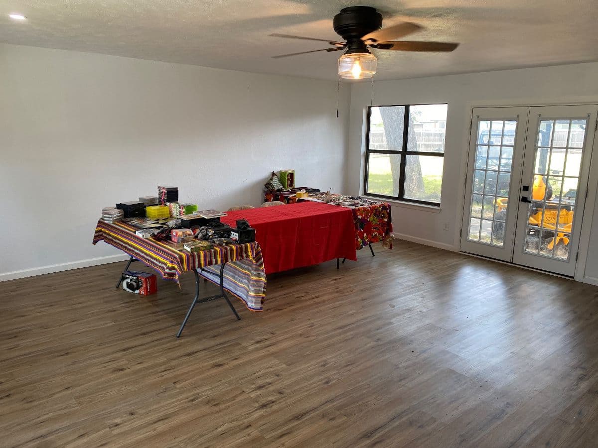 Collector’s Dream Estate Sale – Nintendo, PlayStation, Stetson, Apple Watches, Mahindra XTV & More! photo 3