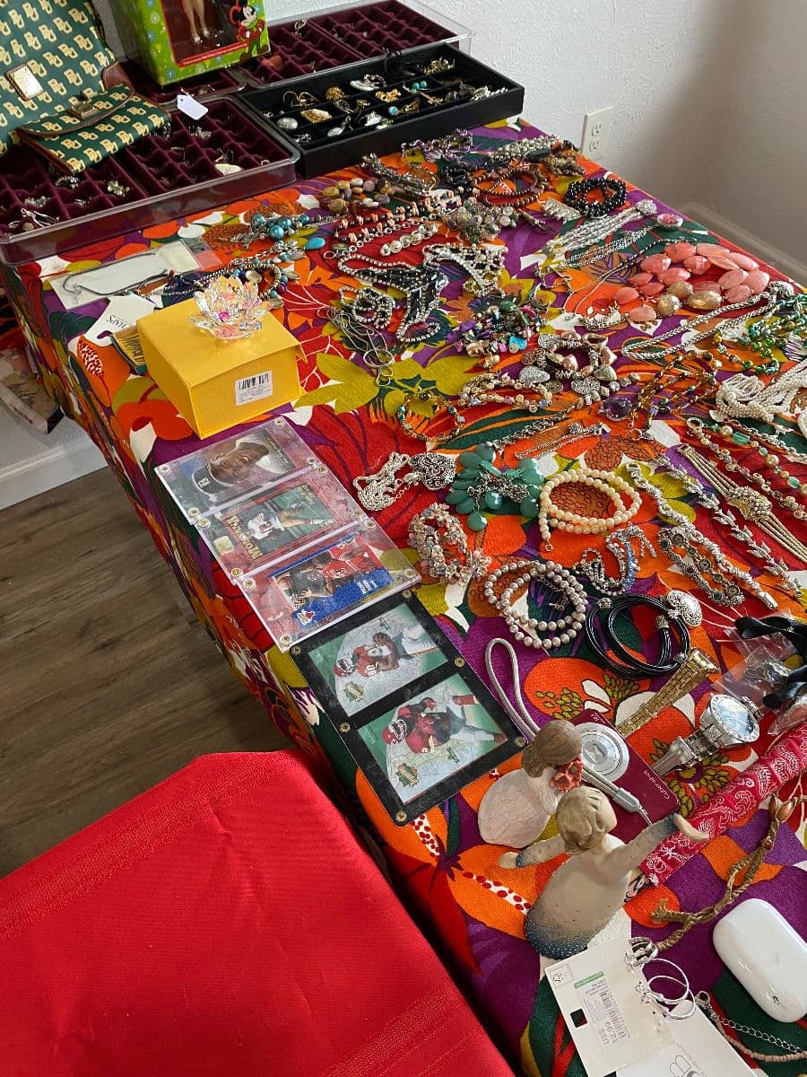 Collector’s Dream Estate Sale – Nintendo, PlayStation, Stetson, Apple Watches, Mahindra XTV & More! photo 9