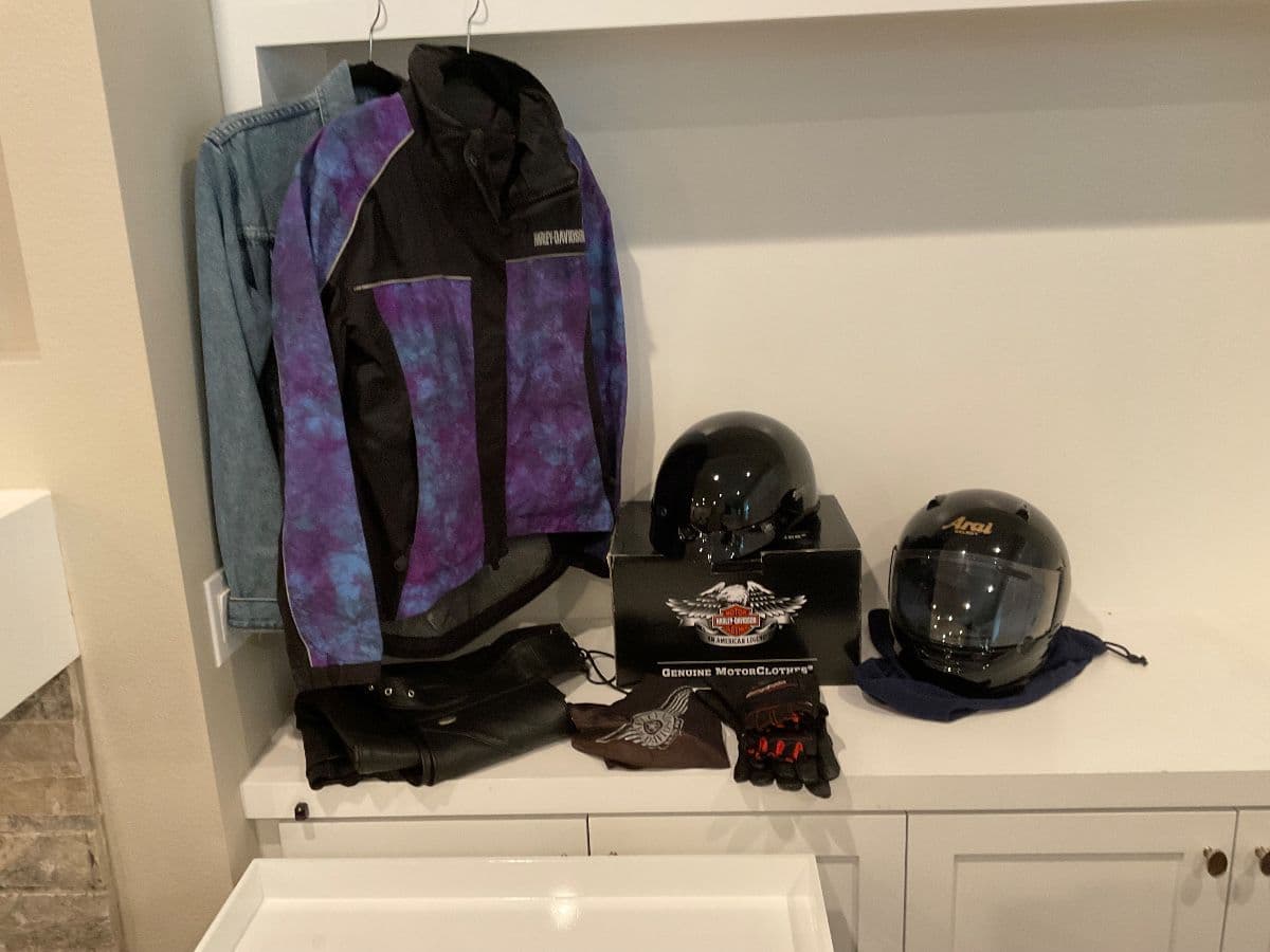 Camas estate sale photo 9